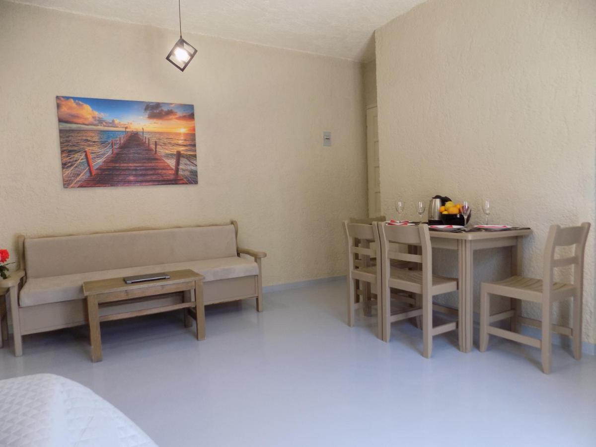 Afrodite Spacious Apartments! Agia Efimia Exterior foto