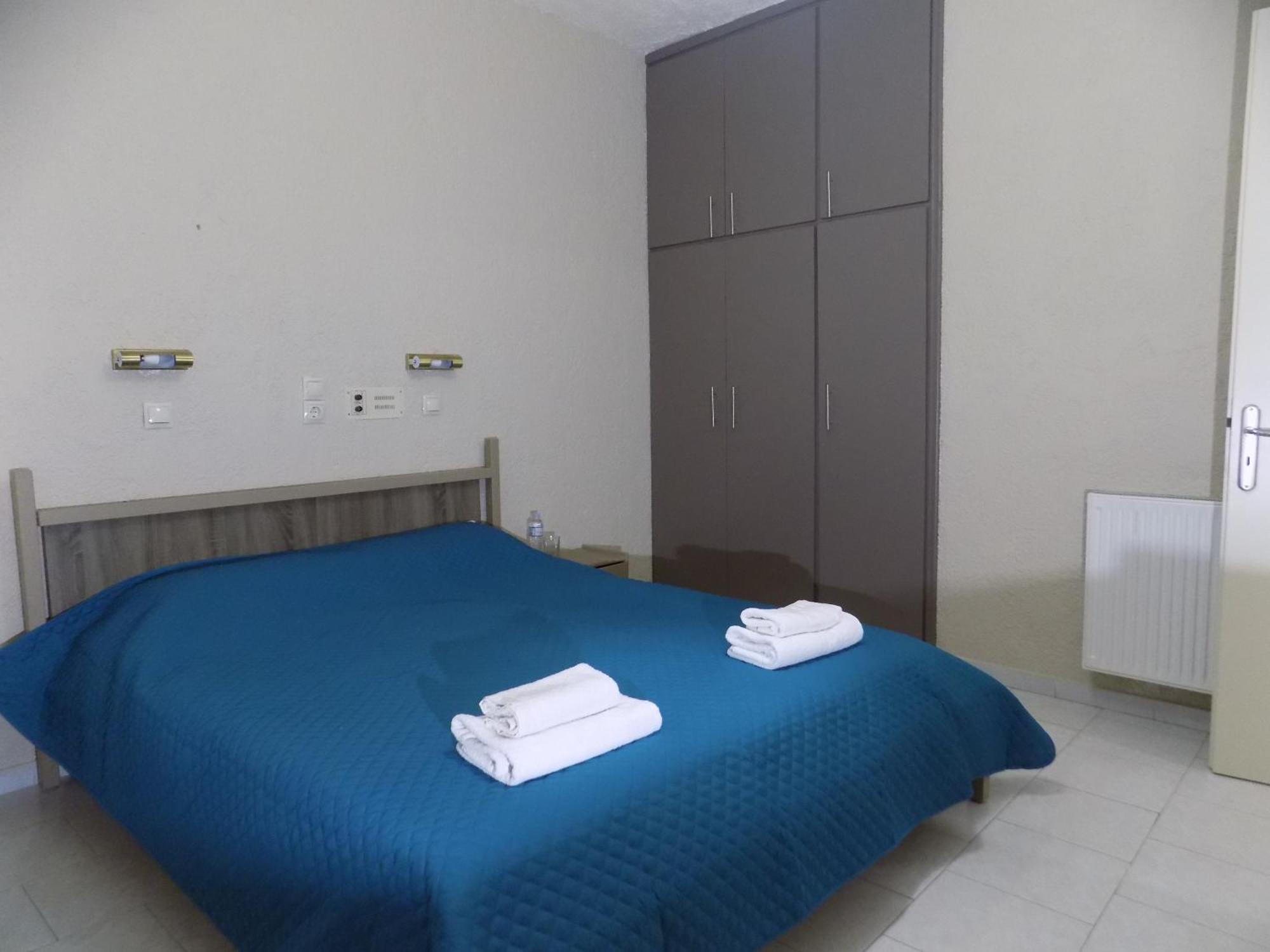 Afrodite Spacious Apartments! Agia Efimia Exterior foto